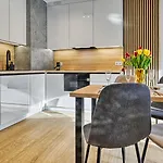 Polna 23 By Royal Aparts Vip דירה *