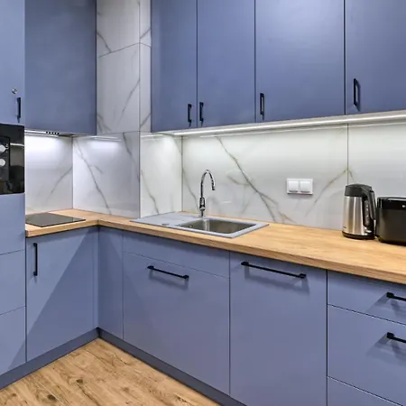 Polna 23 By Royal Aparts Vip شقة *